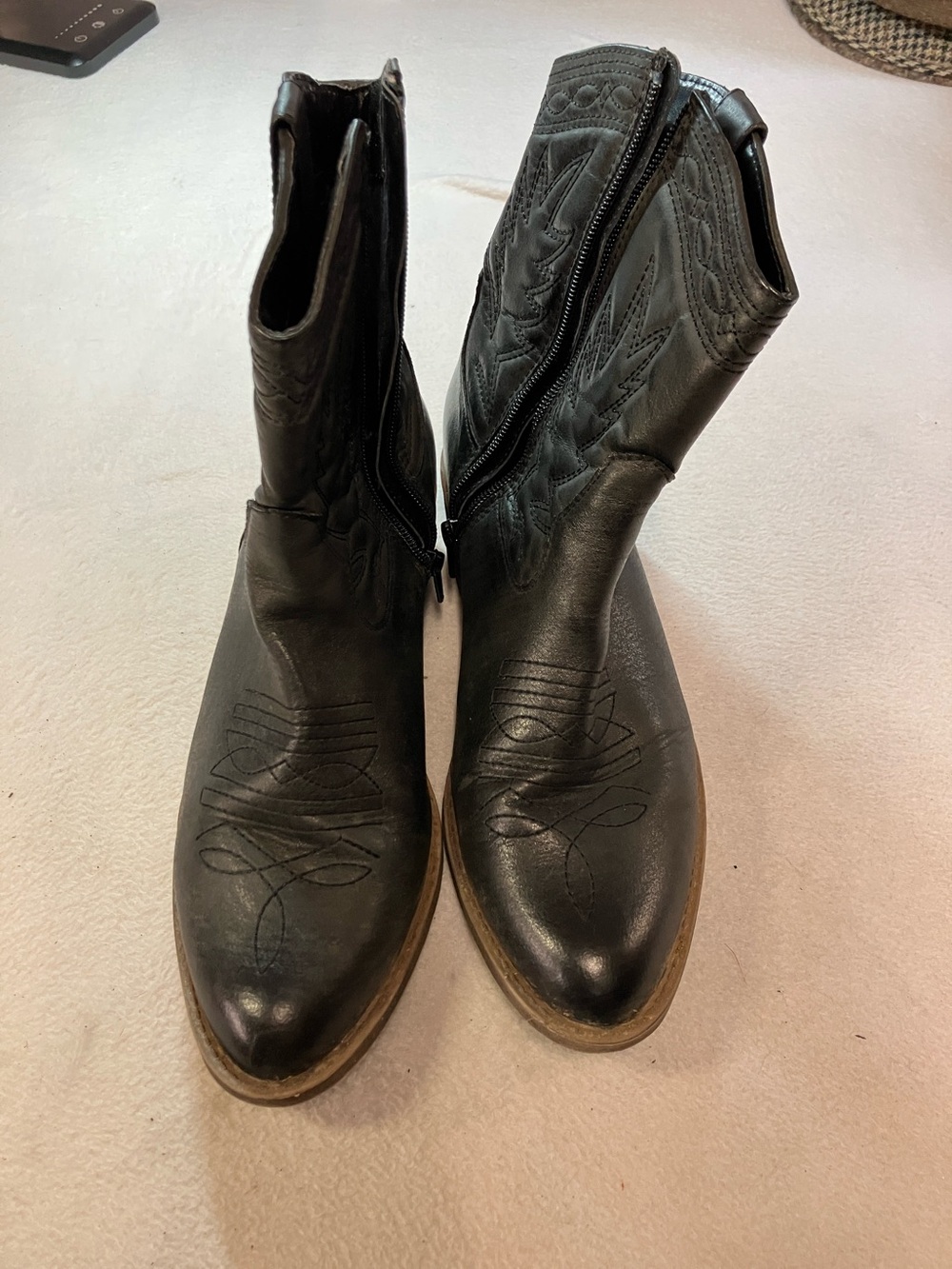 pistola Black Western Zip Ankle Boots